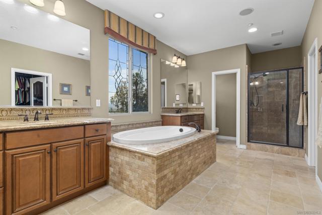7787 Britt Pl, Santee CA: https://media.crmls.org/mediaz/4806b25c-114e-492c-bf20-66e780f2a497.jpg