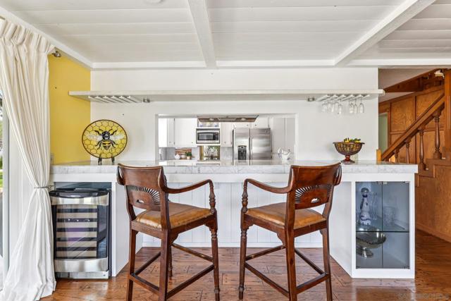 2807 Carlton Way, Fallbrook CA: https://media.crmls.org/mediaz/4806fe9f-9ff2-4b35-a94d-52dca8eaa874.jpg