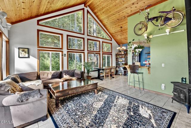 Detail Gallery Image 9 of 50 For 40401 Little River-Airport Rd, Little River_1,  CA 95456 - 3 Beds | 2 Baths