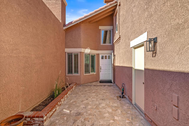 42515 Sultan Avenue, Palm Desert, CA 92211