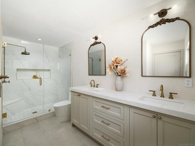 8965 Cliffridge Ave, La Jolla CA: https://media.crmls.org/mediaz/480a776a-7ff9-4fe4-b15b-388e26163c27.jpg