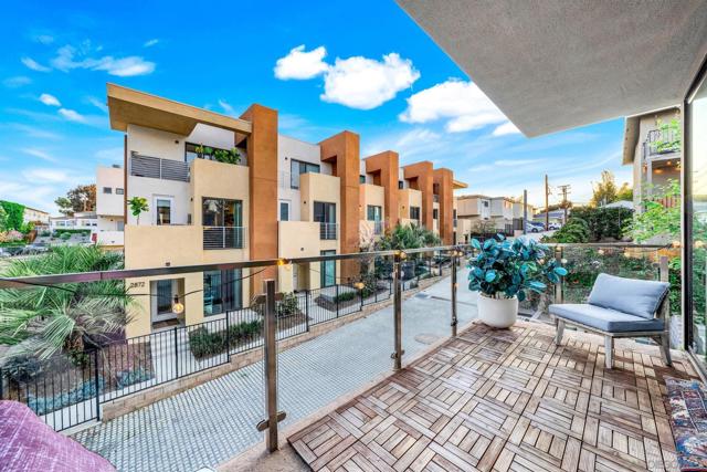 2875 B Street, San Diego CA: https://media.crmls.org/mediaz/480a96c8-95a0-429c-bd70-e257c8775cf6.jpg