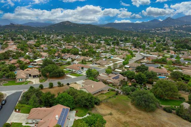 Detail Gallery Image 22 of 49 For 23425 Mountain Peak Rd, Ramona,  CA 92065 - 3 Beds | 2 Baths