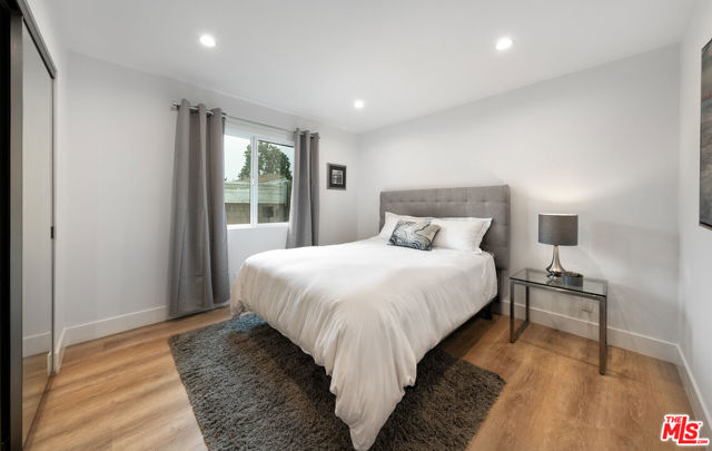 12034 Alberta Drive, Culver City CA: https://media.crmls.org/mediaz/480ce47f-7a8e-44c5-a9f2-8bf1fac09155.jpg