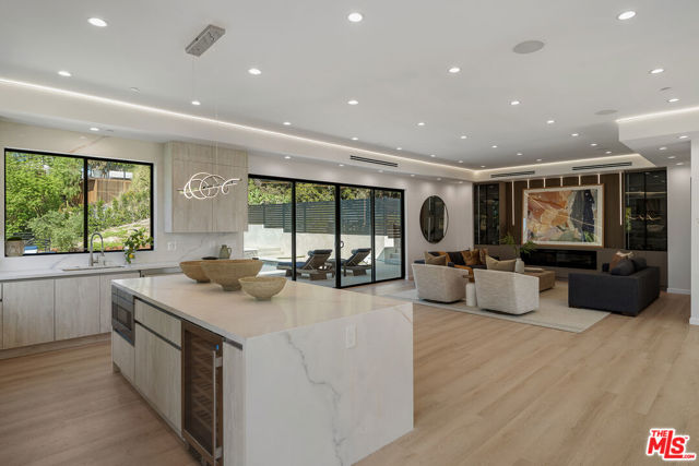 3 Bed Home for Sale in Los Angeles, California