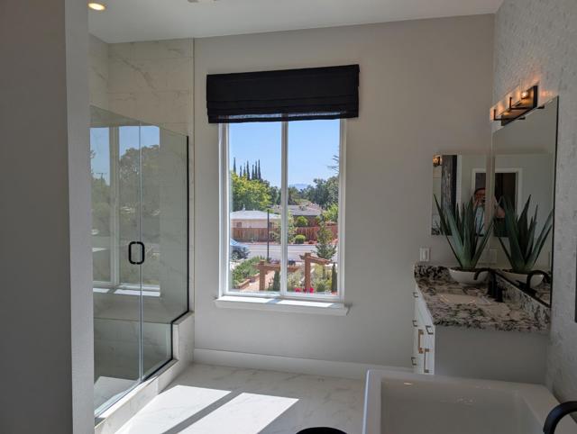 11210 Cottonwood Place, Saratoga CA: https://media.crmls.org/mediaz/480d4de3-6aeb-4c7e-a0c8-a0b4ca49b559.jpg