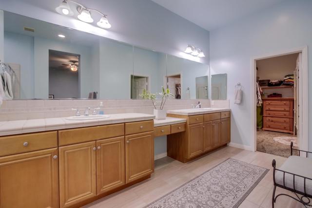 1495 Meredith Road, Fallbrook CA: https://media.crmls.org/mediaz/480d8c97-472a-420a-b3e2-1557aa8884a4.jpg