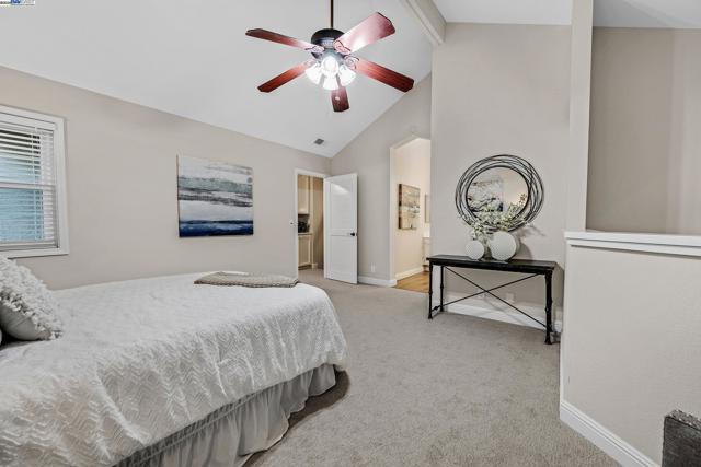 1410 Groth Cir, Pleasanton CA: https://media.crmls.org/mediaz/480e0f07-225a-46f1-8bb1-8ac291a5434b.jpg