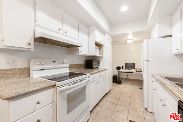 5870 GREEN VALLEY, 217 photo 8