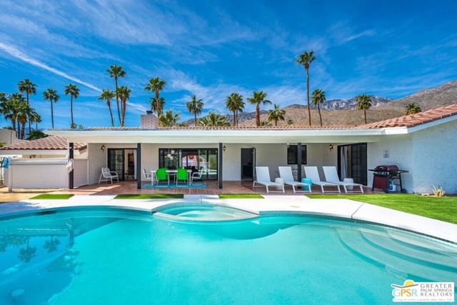 1970 S Joshua Tree Place, Palm Springs CA: https://media.crmls.org/mediaz/480fcac4-ad56-41f9-9ce4-3c766f629067.jpg