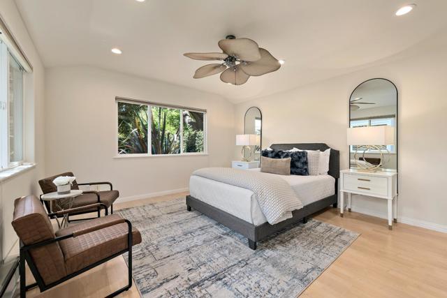 1152 Morton Court, Mountain View CA: https://media.crmls.org/mediaz/48117358-ac37-48d8-9adb-5dd2bc1321e0.jpg