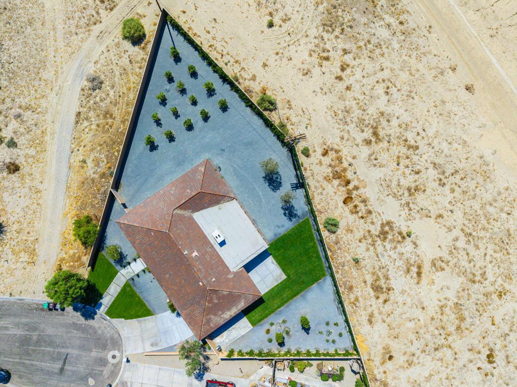 79869 Hummingbird Lane