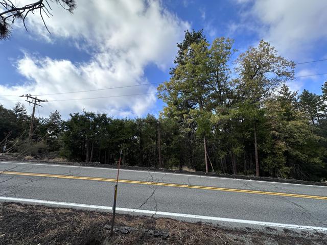 0 Round Robin, Idyllwild CA: https://media.crmls.org/mediaz/48125d7e-fc88-4c5a-8881-4d8d622cb0a8.jpg