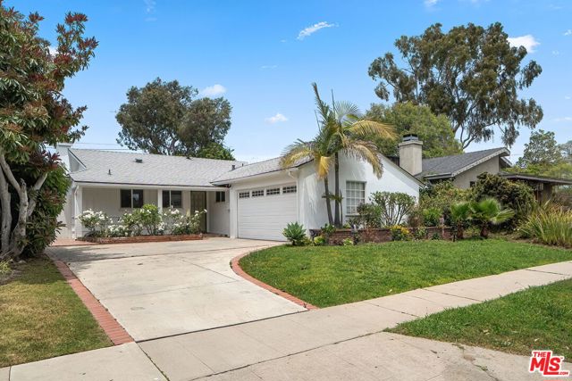 12657 Dewey Street, Los Angeles CA: https://media.crmls.org/mediaz/4812af8f-21a5-483f-b052-a7c75e83eebb.jpg