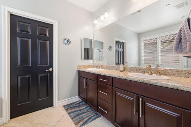 Image 22 of 35 For 48144 Newport Bridge Place