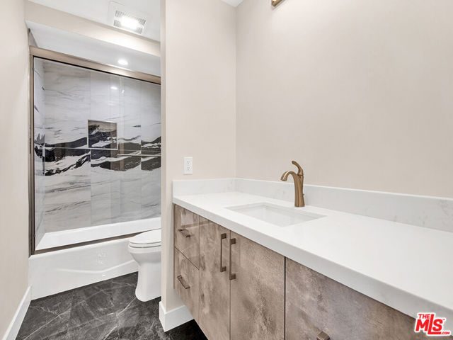 1325 Valley View Road, 201 photo 11