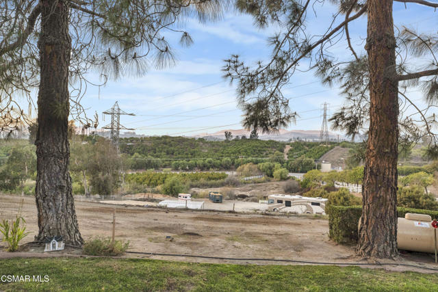 6417 Turfway Road, Moorpark CA: https://media.crmls.org/mediaz/48139c84-48f1-45db-a3f1-67df2316802f.jpg