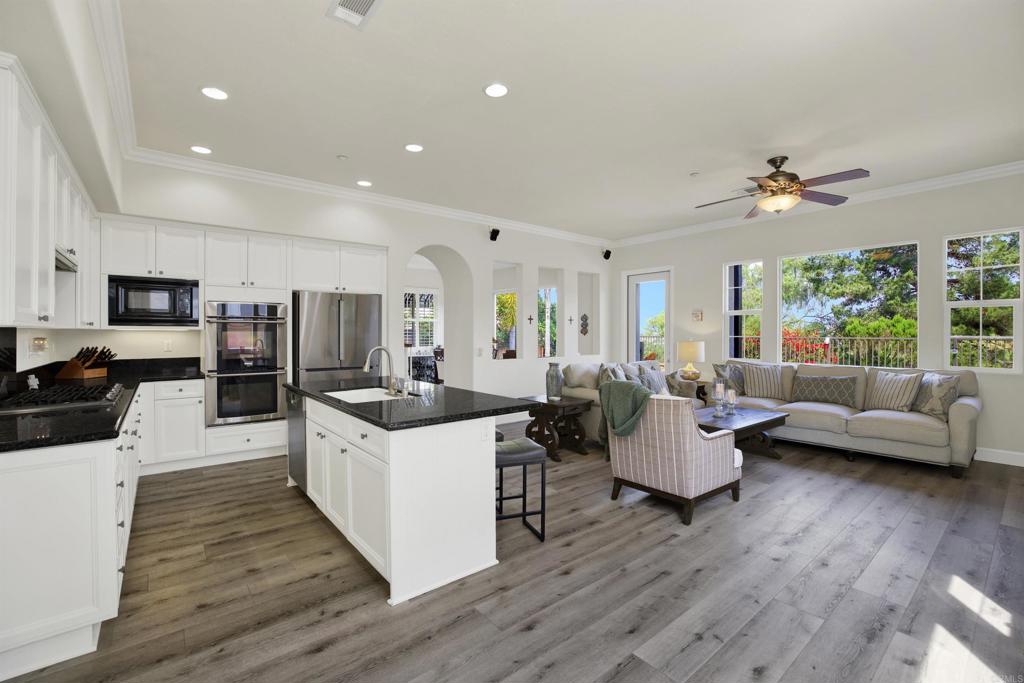 1551 Fairway - photo 6