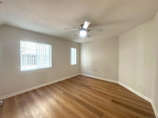 Image 10 of 27 For 7405 Charmant Dr  2417