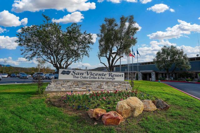 23822 Green Haven Lane, Ramona CA: https://media.crmls.org/mediaz/48154423-30c6-4831-a29b-a39b27fd6a6a.jpg