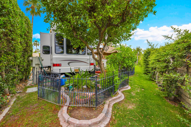 69411 Ramon Road, Cathedral City CA: https://media.crmls.org/mediaz/48155f57-3c62-46f7-9106-e3a4e527e177.jpg