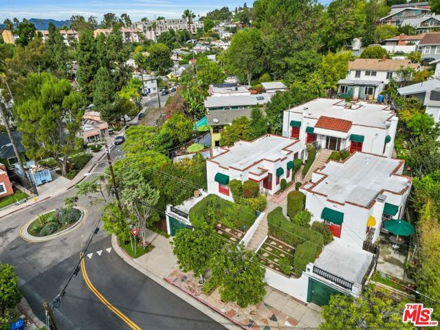 1811 Effie Street, Los Angeles CA: https://media.crmls.org/mediaz/481561e6-b292-4dce-97a6-c2f4cbb048c0.jpg
