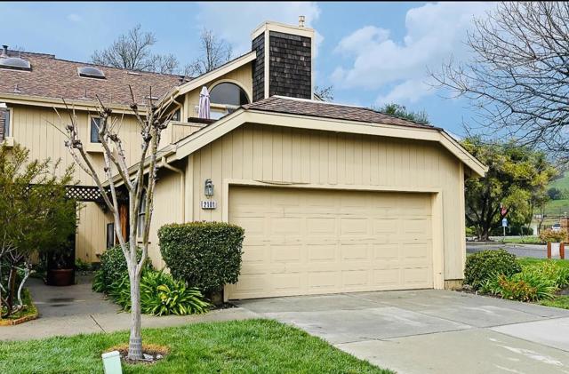 2101 Darnis Circle, Morgan Hill CA: https://media.crmls.org/mediaz/48161d27-7e78-4dab-a064-bfd05834337c.jpg