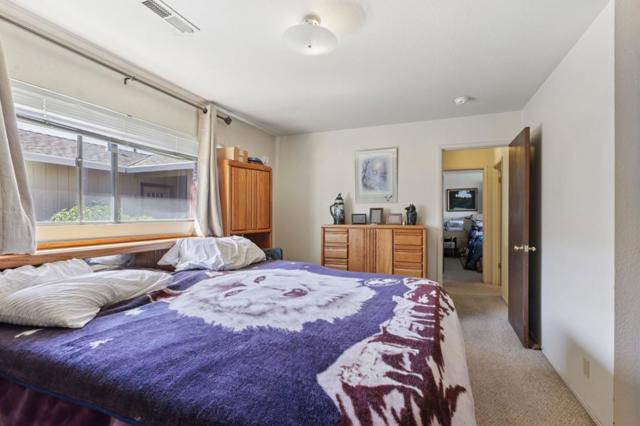 880 Apricot Lane, Hollister CA: https://media.crmls.org/mediaz/4818554b-20bb-496c-8813-880f5482bd65.jpg