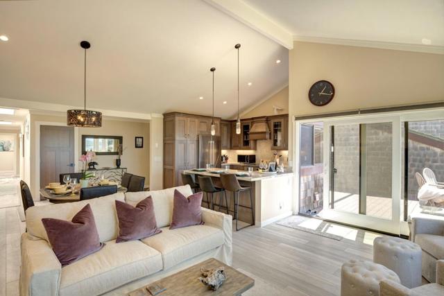 274 Monterey Dunes Way, Moss Landing CA: https://media.crmls.org/mediaz/481896ee-50c9-4d4c-854a-c8aa35915079.jpg