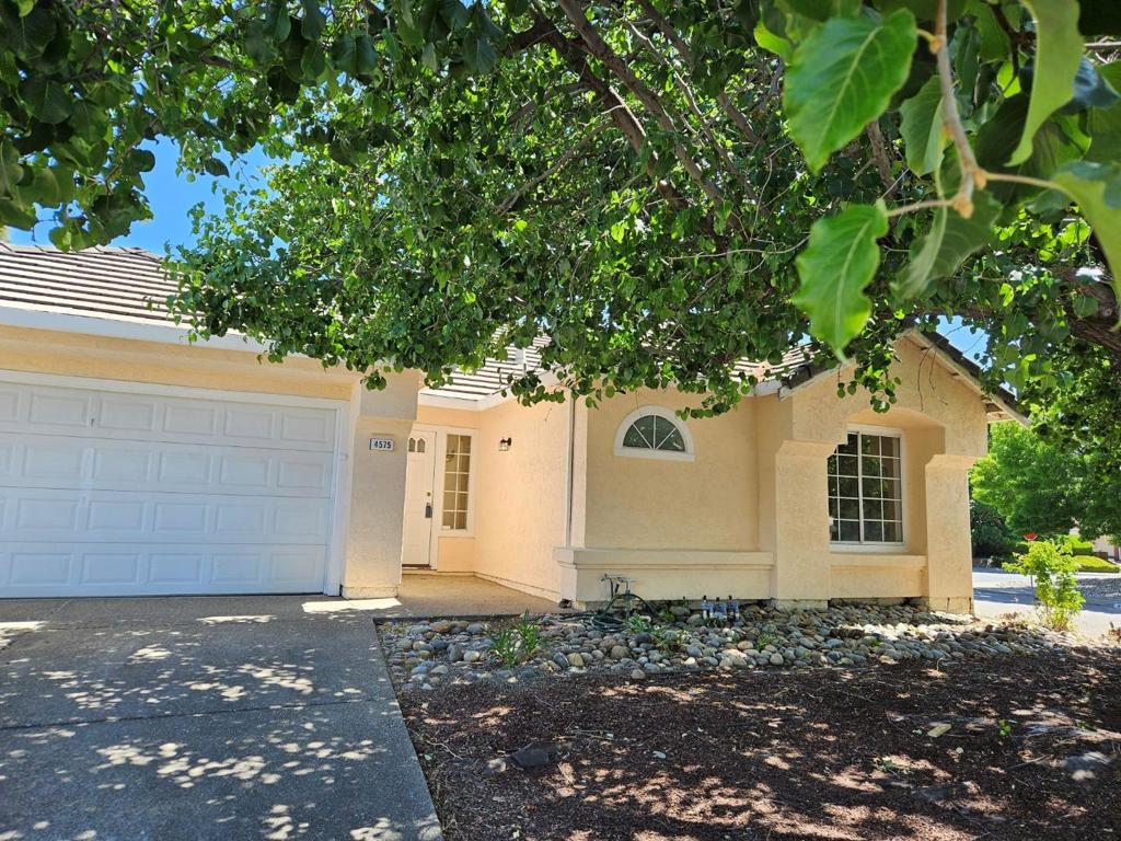 4575 Park Hill Court