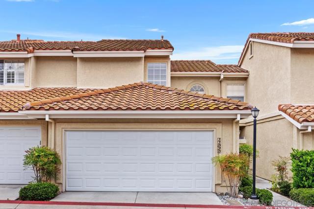 11020 Creekbridge Pl, San Diego CA: https://media.crmls.org/mediaz/481ac58b-5153-462f-a2e0-09faf8f06a2c.jpg