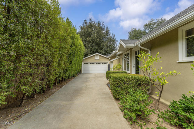 Detail Gallery Image 33 of 37 For 689 Arden Rd, Pasadena,  CA 91106 - 2 Beds | 2 Baths