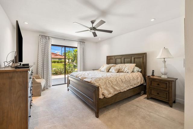 130 Willow Lake Drive, Palm Desert, CA 92260
