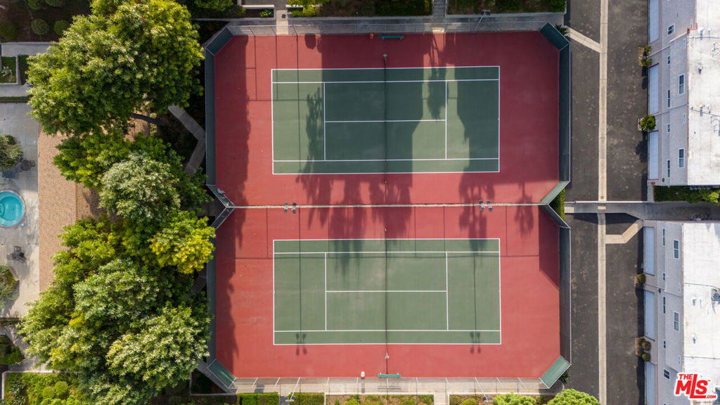 https://media.crmls.org/mediaz/481d104b-a513-4cd3-aeca-72f7dc1fd7e8.jpg?preset=X-Large