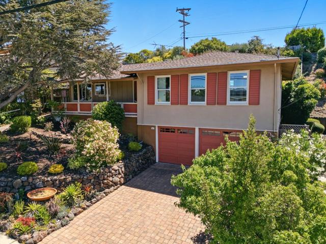 1627 El Verano Way, Belmont CA: https://media.crmls.org/mediaz/481d8b09-59c5-49db-8116-6808df2f40e5.jpg