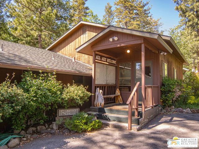 25970 Cedar Street, Idyllwild CA: https://media.crmls.org/mediaz/481de717-d8e3-4a94-a479-26cbfce2336f.jpg