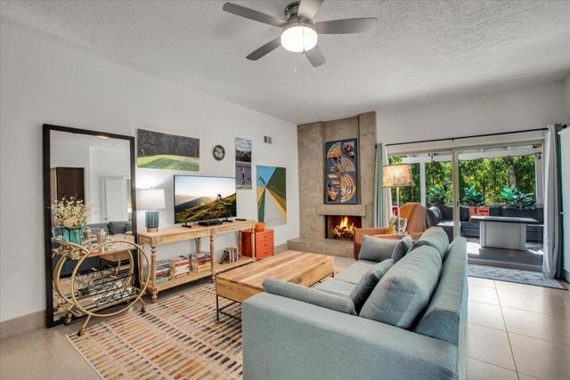 Image 8 of 52 For 44685 Monaco Circle