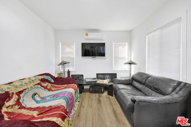 4124 W 64th Street, Inglewood CA: https://media.crmls.org/mediaz/4820373c-1b1b-474d-b71a-3700a5c30c69.jpg