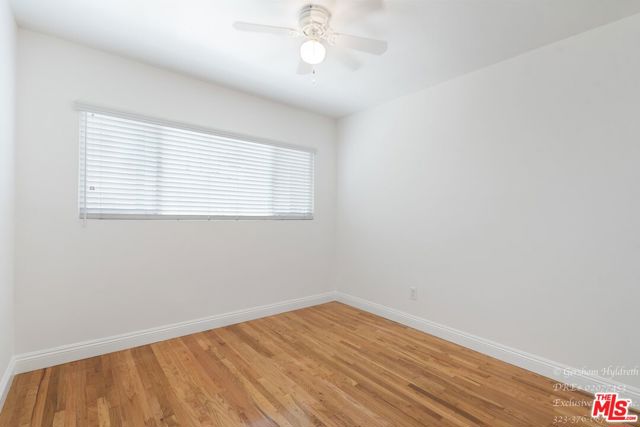 6640 Woodman Avenue, Van Nuys CA: https://media.crmls.org/mediaz/4820bbe1-7161-4159-ada9-ee2be31a43e6.jpg