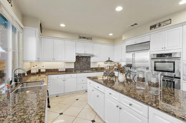 Detail Gallery Image 21 of 51 For 1844 Sheridan Way, San Marcos,  CA 92078 - 5 Beds | 4/1 Baths
