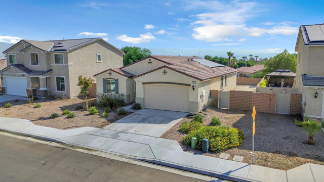50610 Calle Cebrino, Coachella CA: https://media.crmls.org/mediaz/482233b7-11ae-413f-badc-30e24ed1acca.jpg