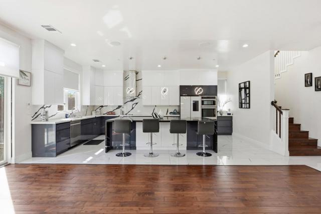 43141 Continental Drive, Fremont CA: https://media.crmls.org/mediaz/48227c1a-7bb3-4bd1-8b87-fa4561ca2aa3.jpg