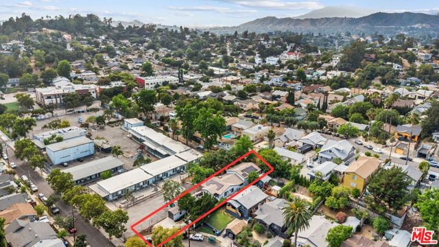 6155 Poppy Peak Drive, Los Angeles CA: https://media.crmls.org/mediaz/4823656a-faa4-4a38-8ace-cda996a221a7.jpg