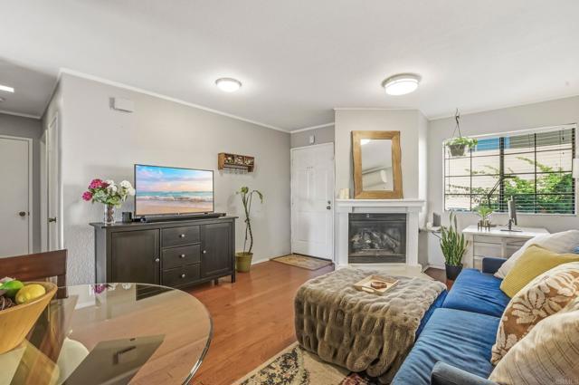 Image 4 of 38 For 4847 Parks Avenue 25