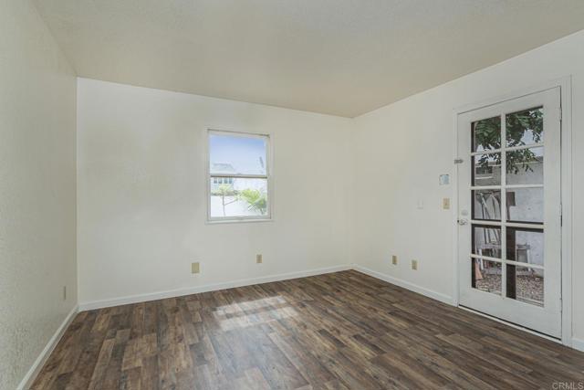 774 Laguna, Carlsbad CA: https://media.crmls.org/mediaz/48254f23-30ee-43da-afb0-27152cd20652.jpg