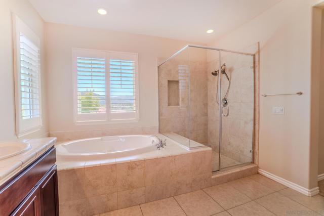 45951 Camino Rubi, Temecula, California 92592, 4 Bedrooms Bedrooms, ,3 BathroomsBathrooms,Single Family Residence,For Sale,Camino Rubi,240015413SD