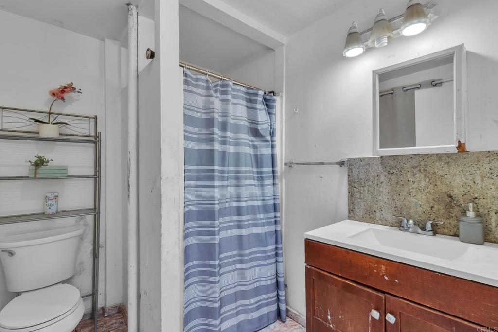 610 11th Avenue - photo 18