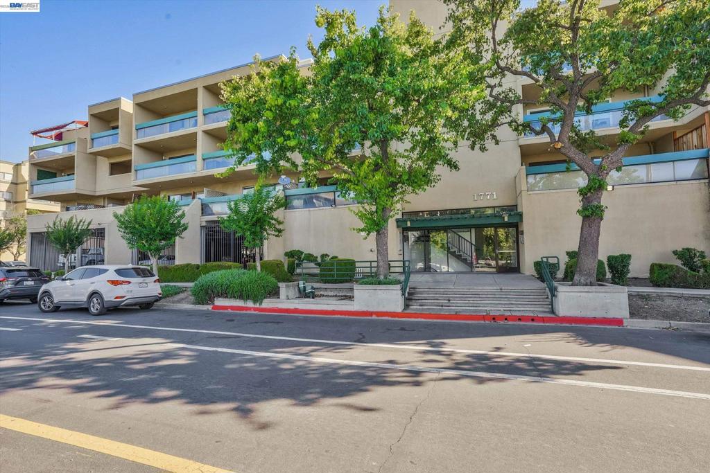 1771 Broadway Street #107