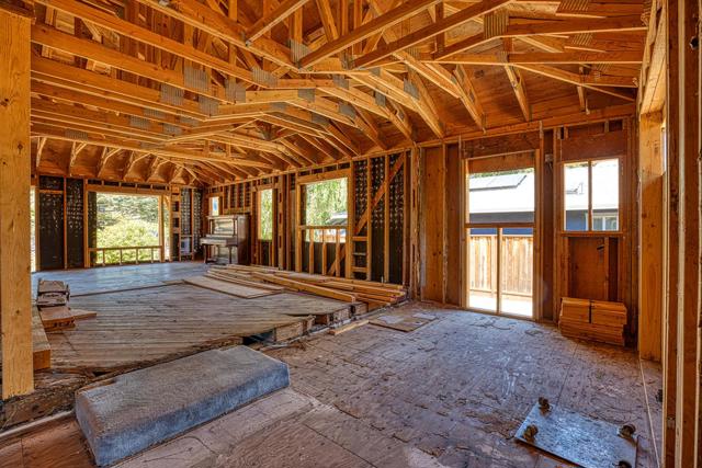 243 Ada Avenue, Felton CA: https://media.crmls.org/mediaz/48283f33-0241-4a57-8beb-027d311541bc.jpg