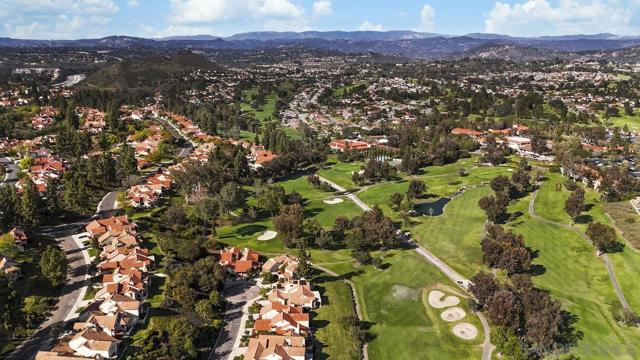 17515 Devereux Rd, San Diego CA: https://media.crmls.org/mediaz/48287d00-4733-431a-8033-d746eaf53f0e.jpg